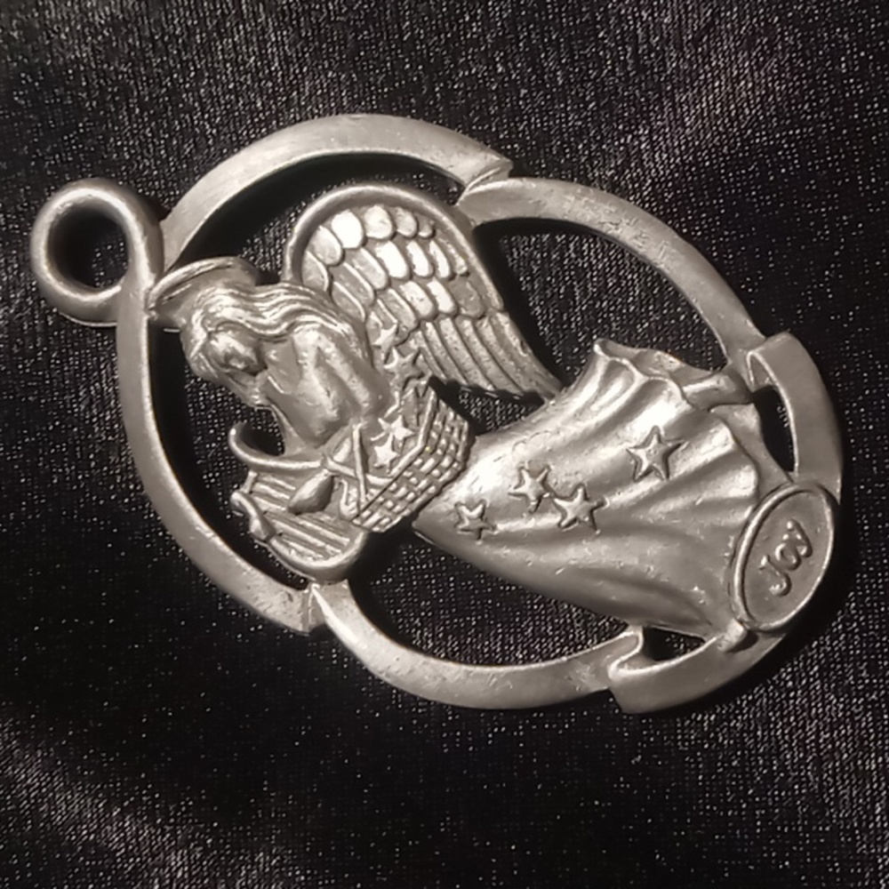 longaberger 1998 pewter Christmas ornament joy .